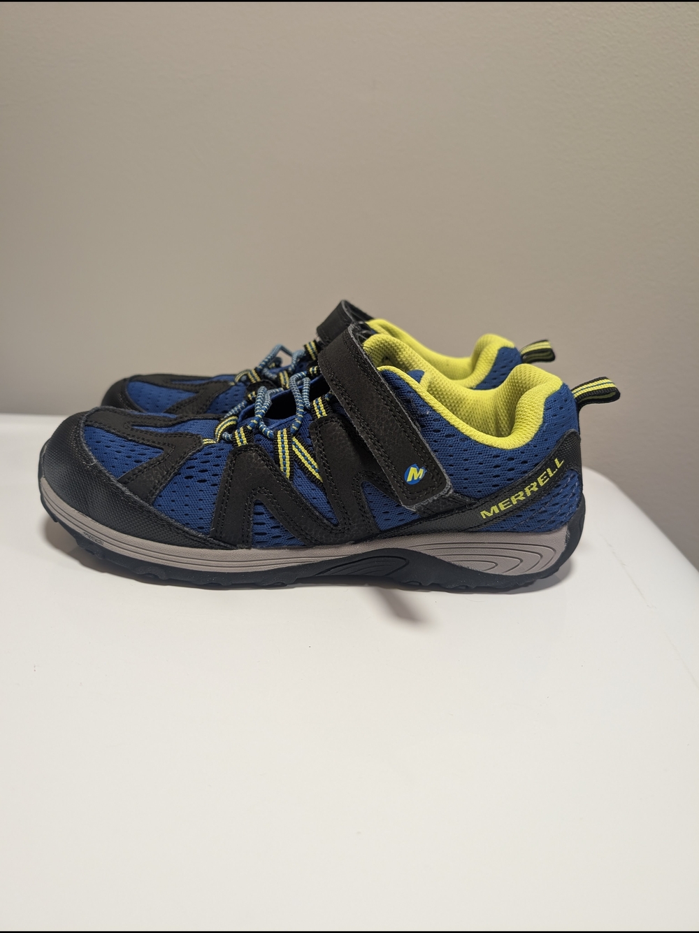 Merrell Kids' Blue & Neon Yellow Ridge Trek Athletic Shoes